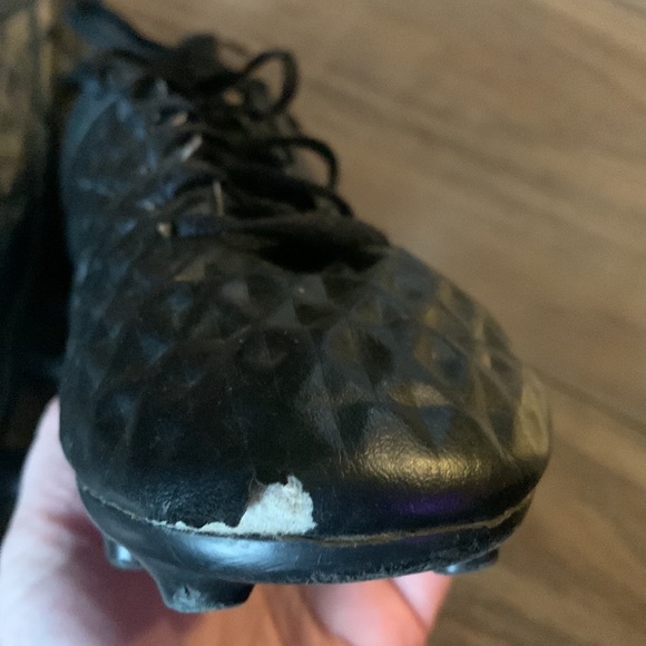 *Host Pick* Nike Kids Tiempo Soccer Cleats - Picture 4 of 8